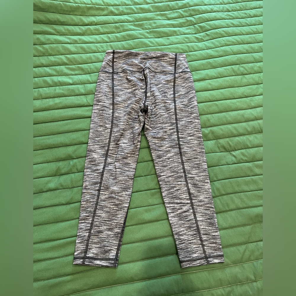 ⚫️Victoria's Secret Black and Gray Leggings